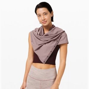 Lulu 🍋 Vinyasa Scarf Nulu in Heather Gray
